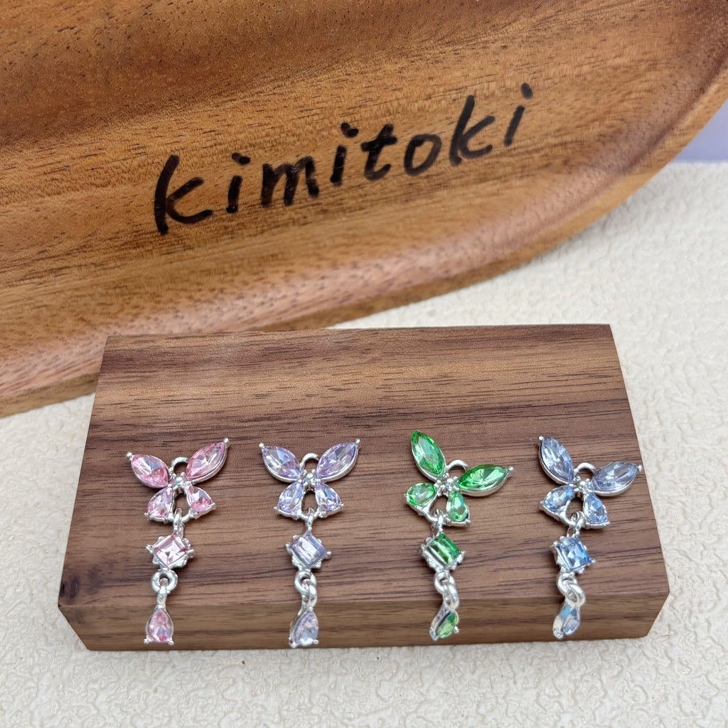 カラフルなジルコニアの蝶チャーム（ミニチャーム付き）