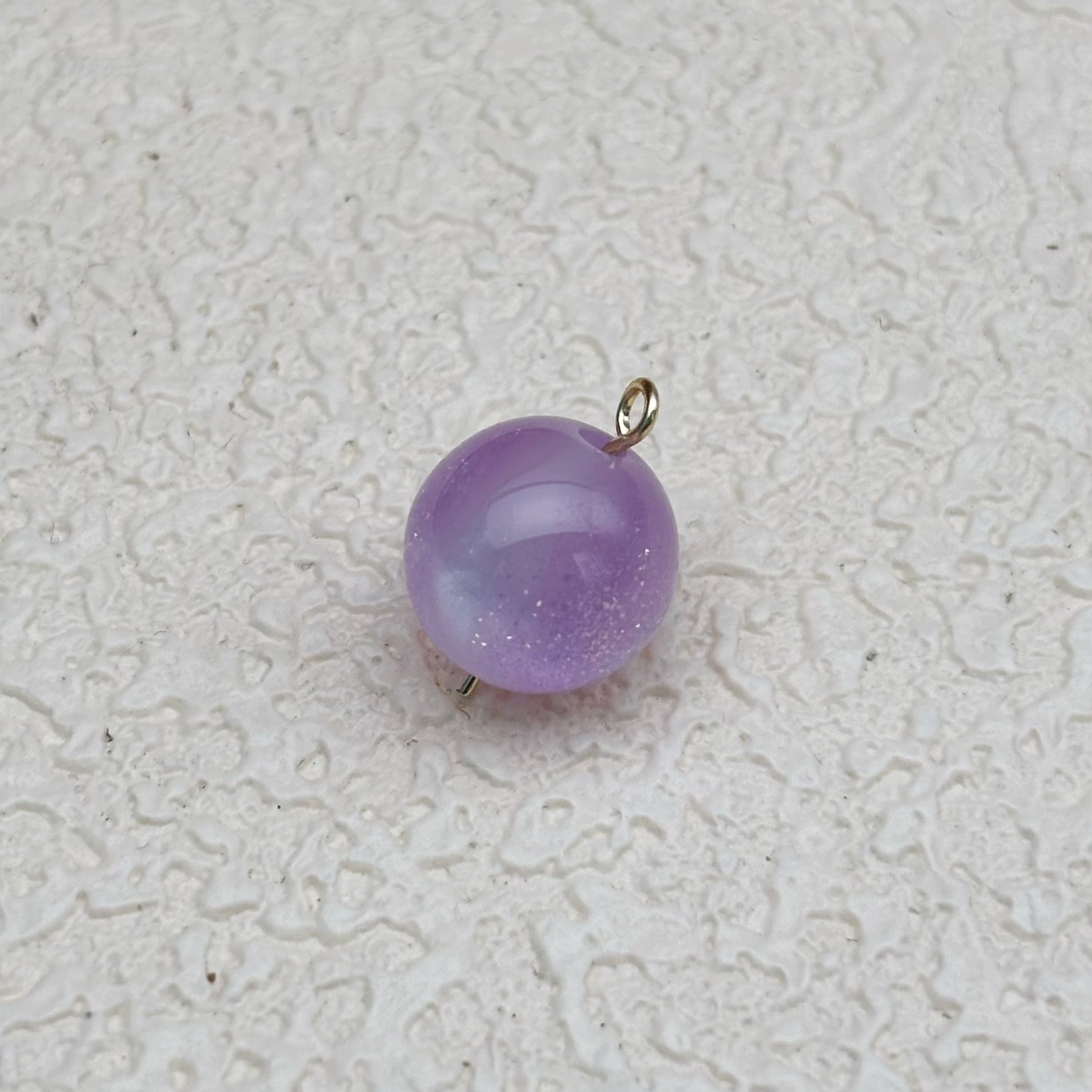 12mm | 紫外線で色が変わるビーズ（ラベンダー→ピンク柄）