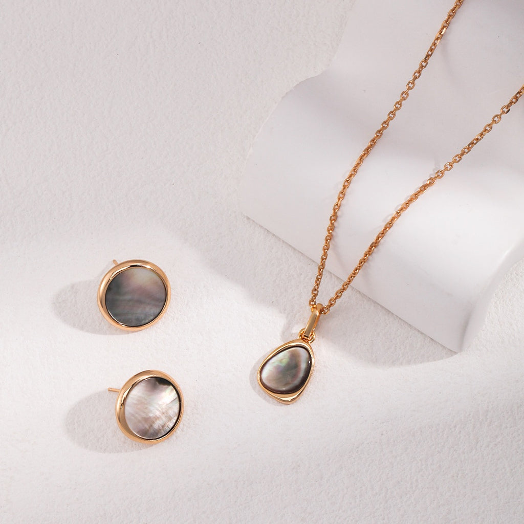 黒蝶の雫 | S925天然黒貝のネックレス14KGF