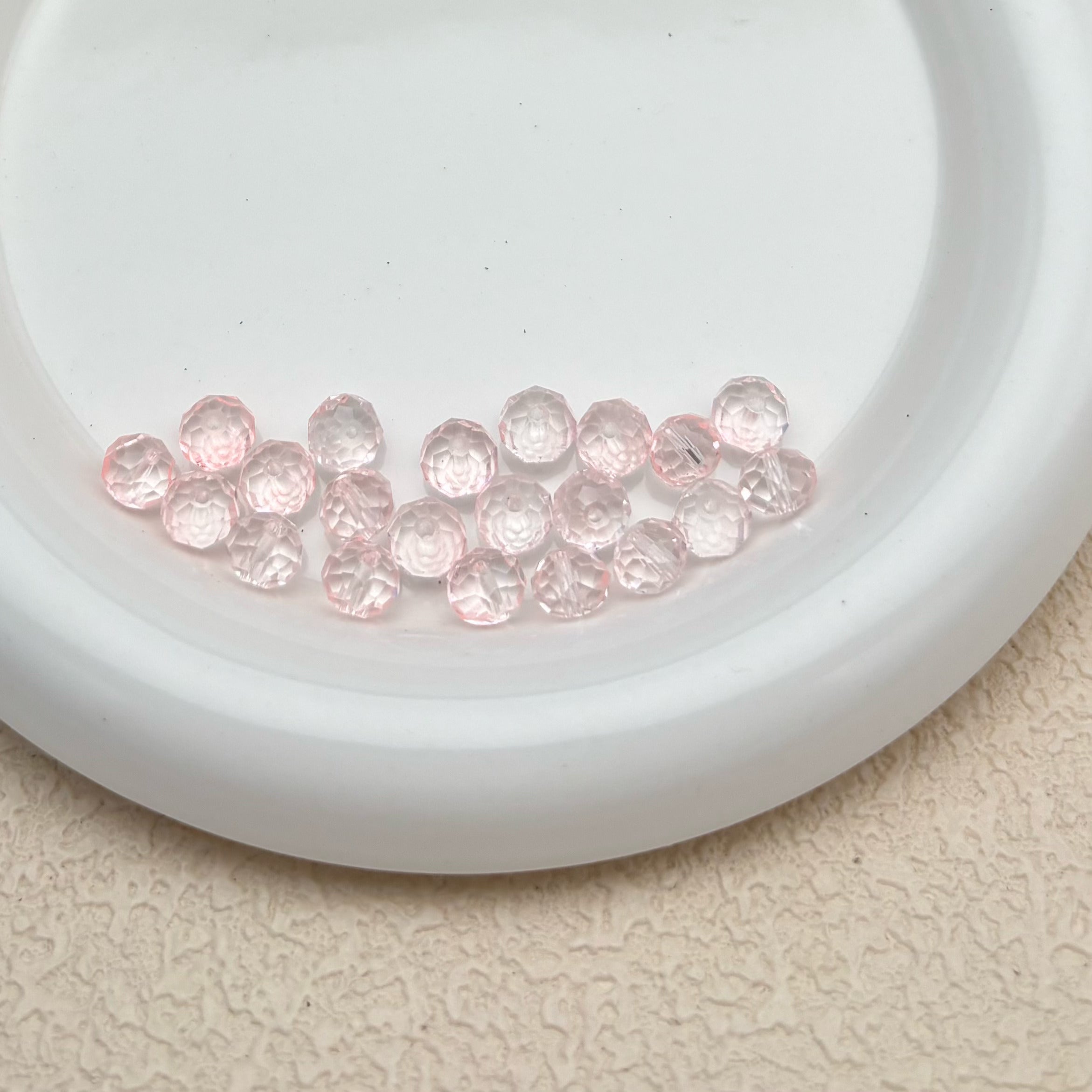 8mm | クリア x ライトピンクラスビーズ