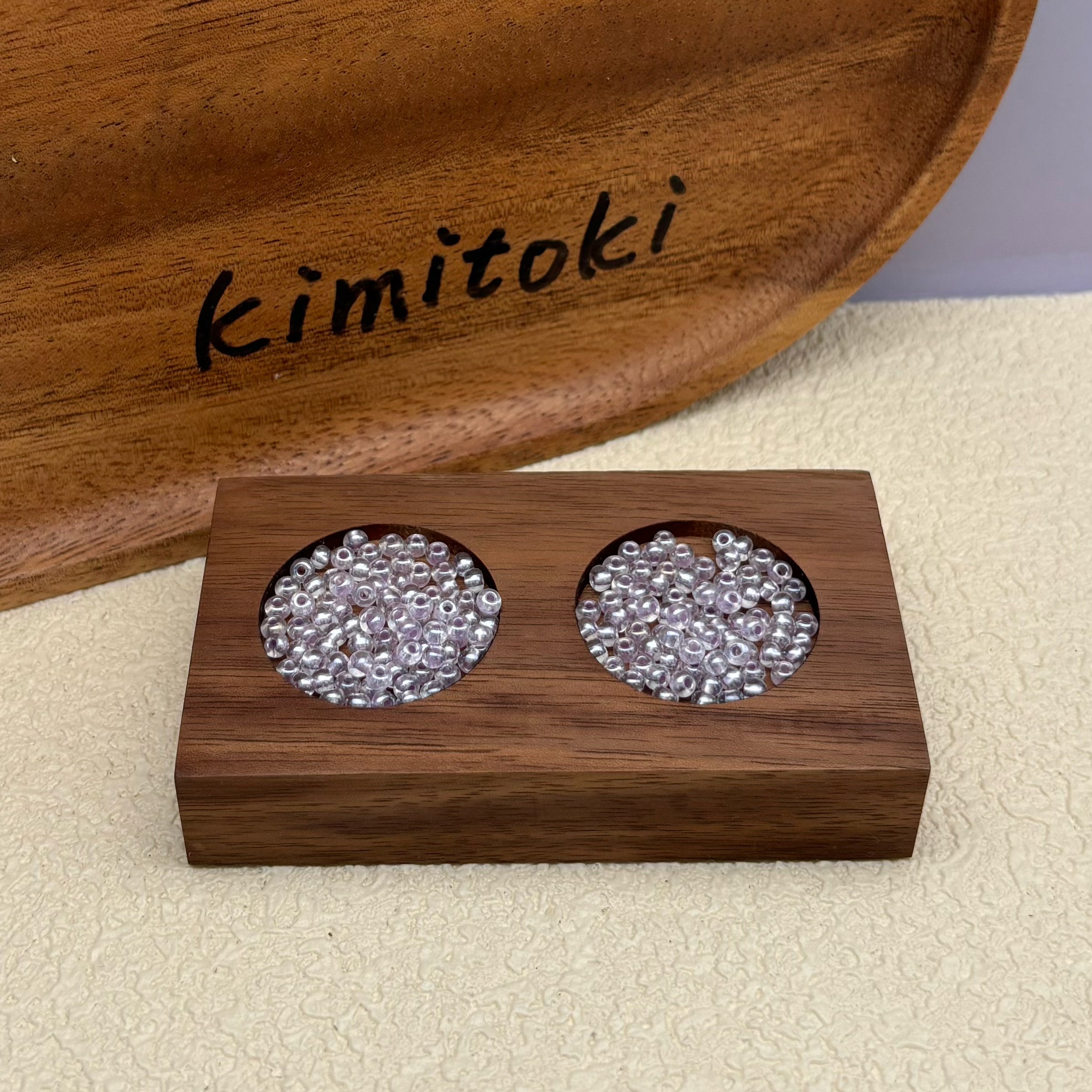 3mm | 淡パープル色シードビーズ