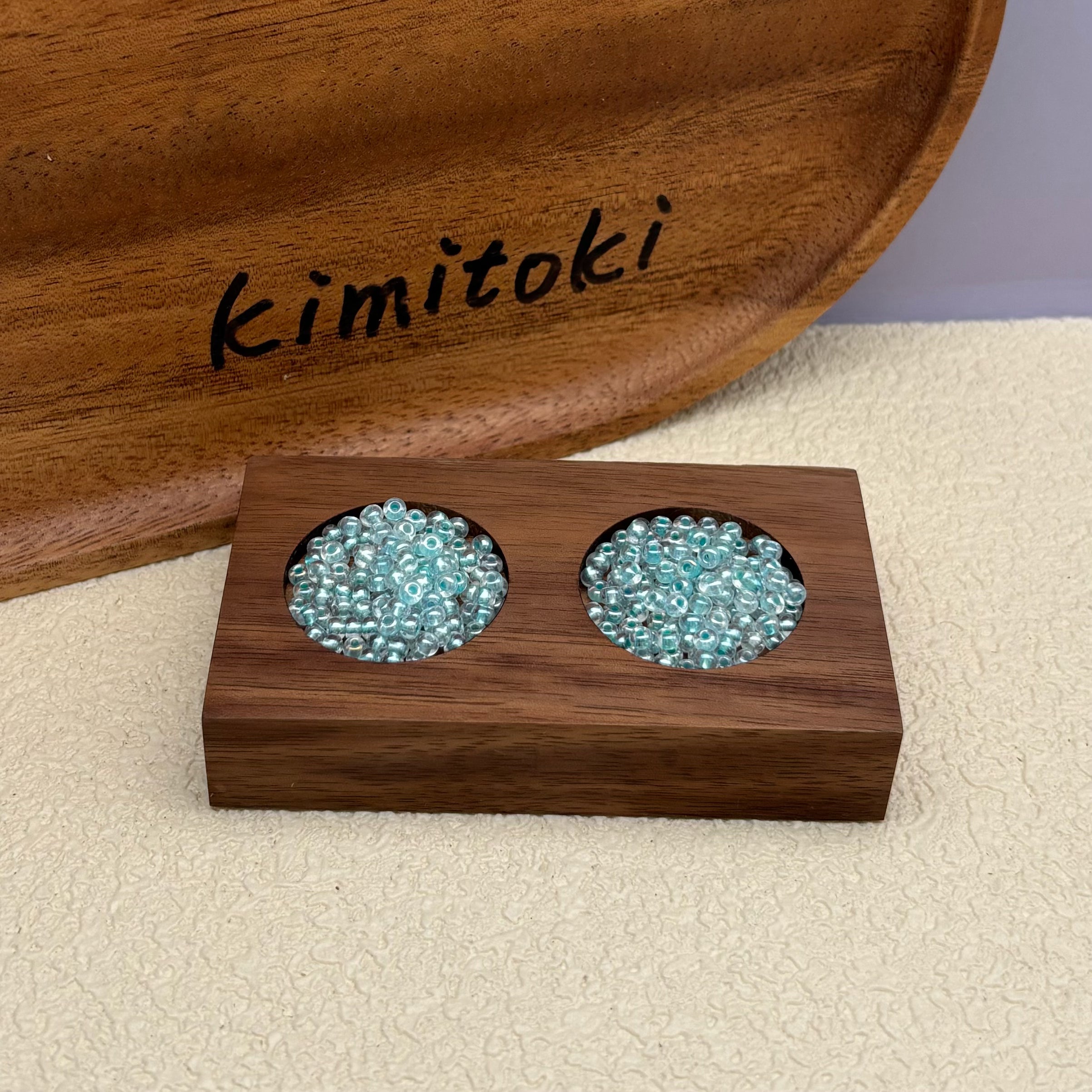 3mm | アイスブルー系シードビーズ