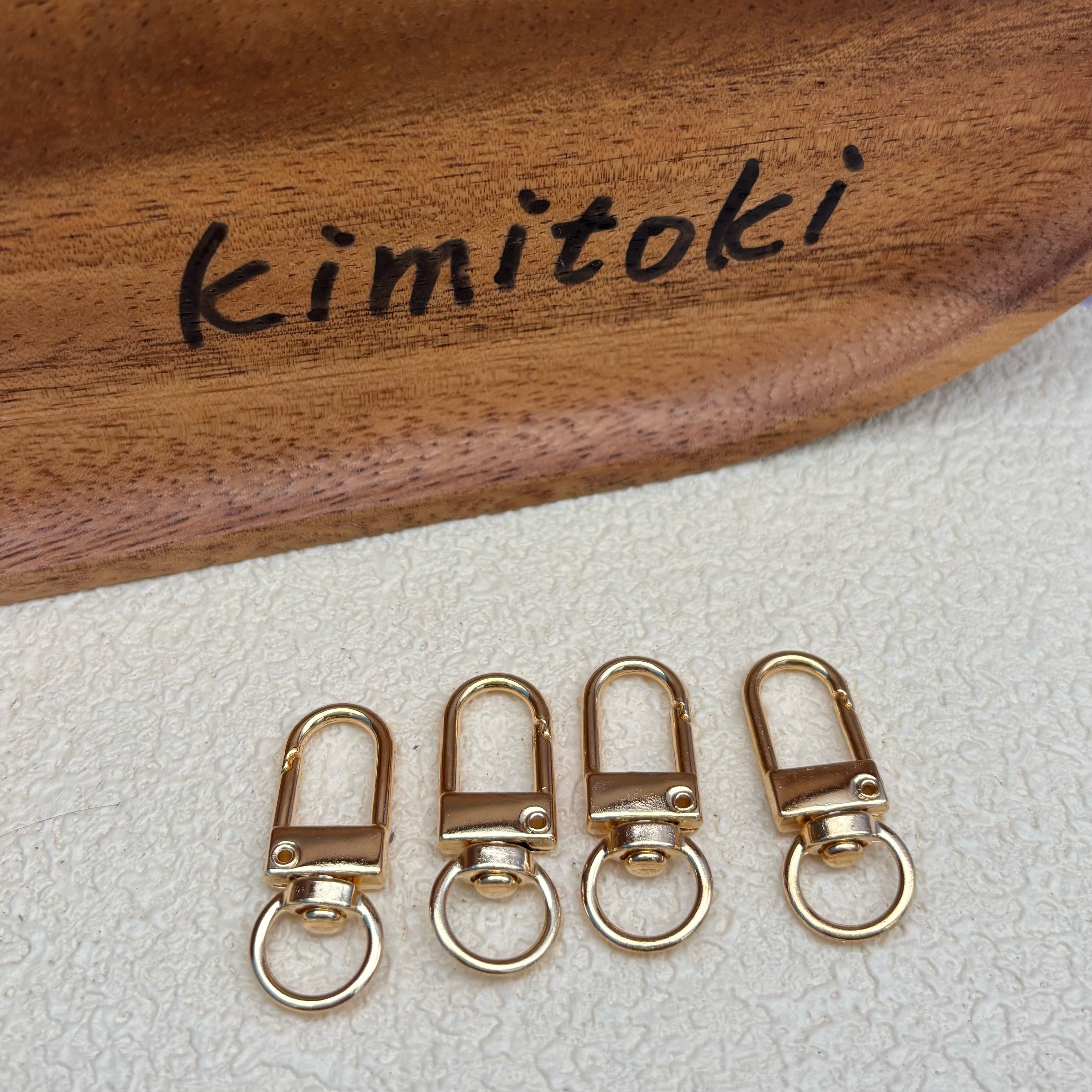 回転丸カン付きキーホルダー　ナスカン