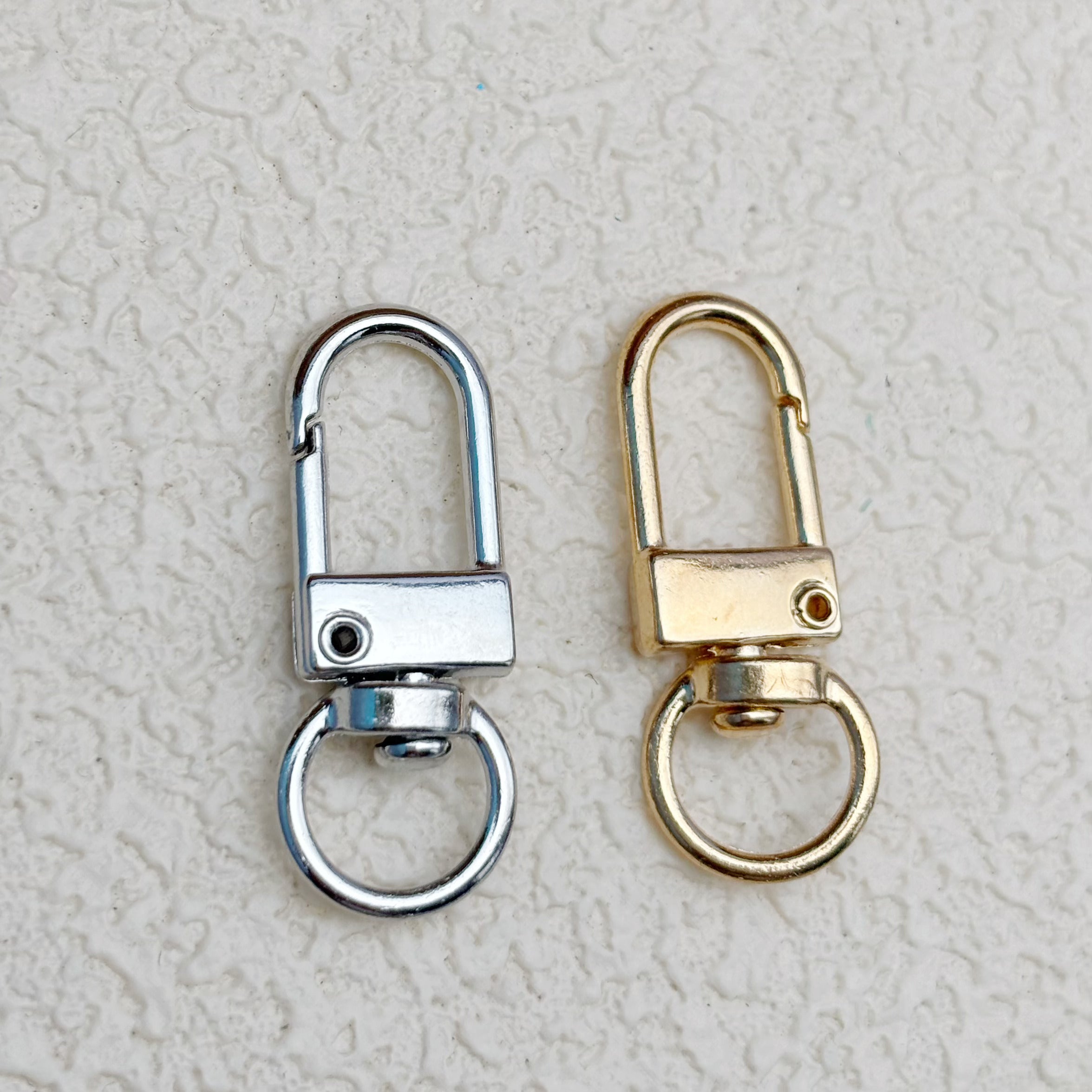 回転丸カン付きキーホルダー　ナスカン