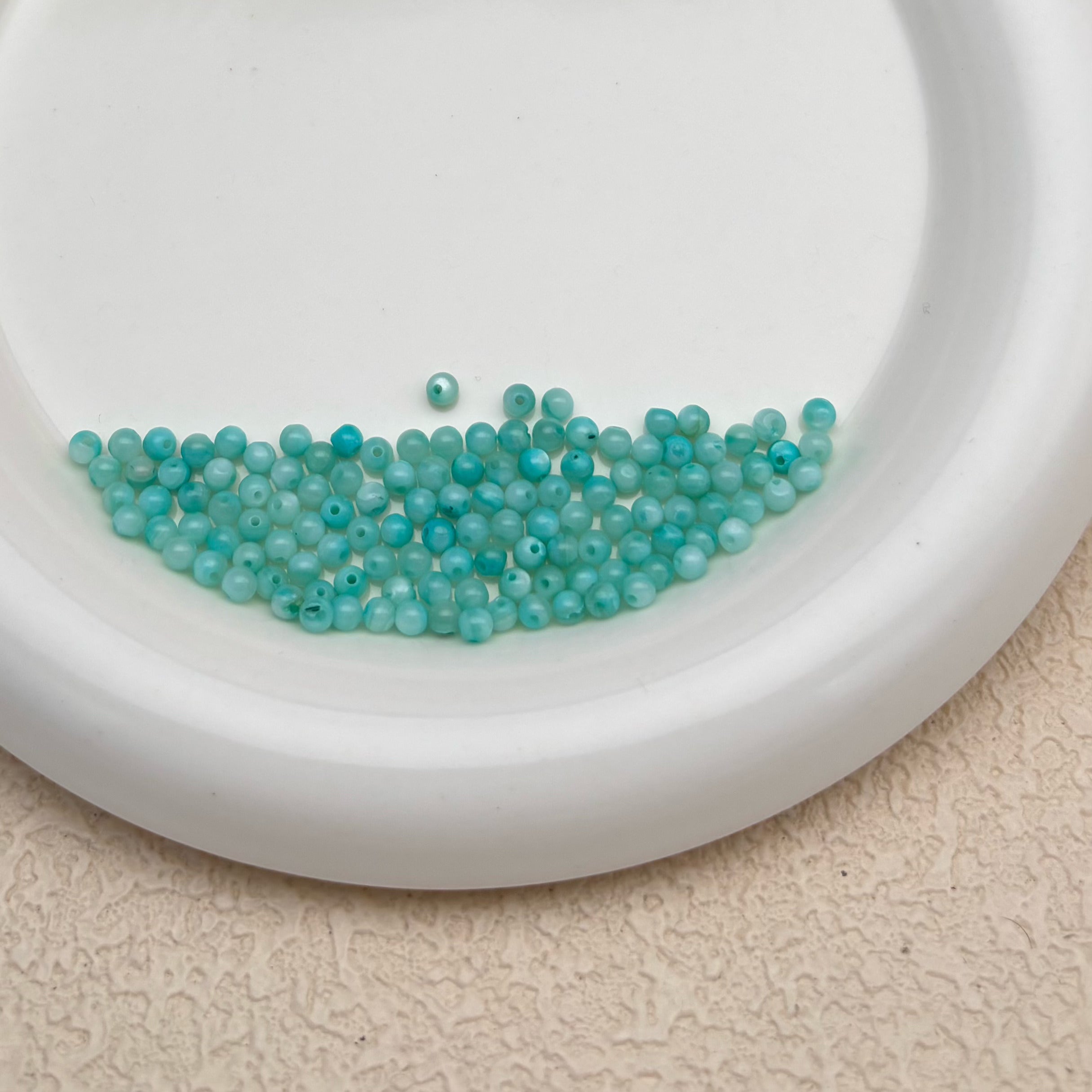 3mm | ライトターコイズシェルビーズ
