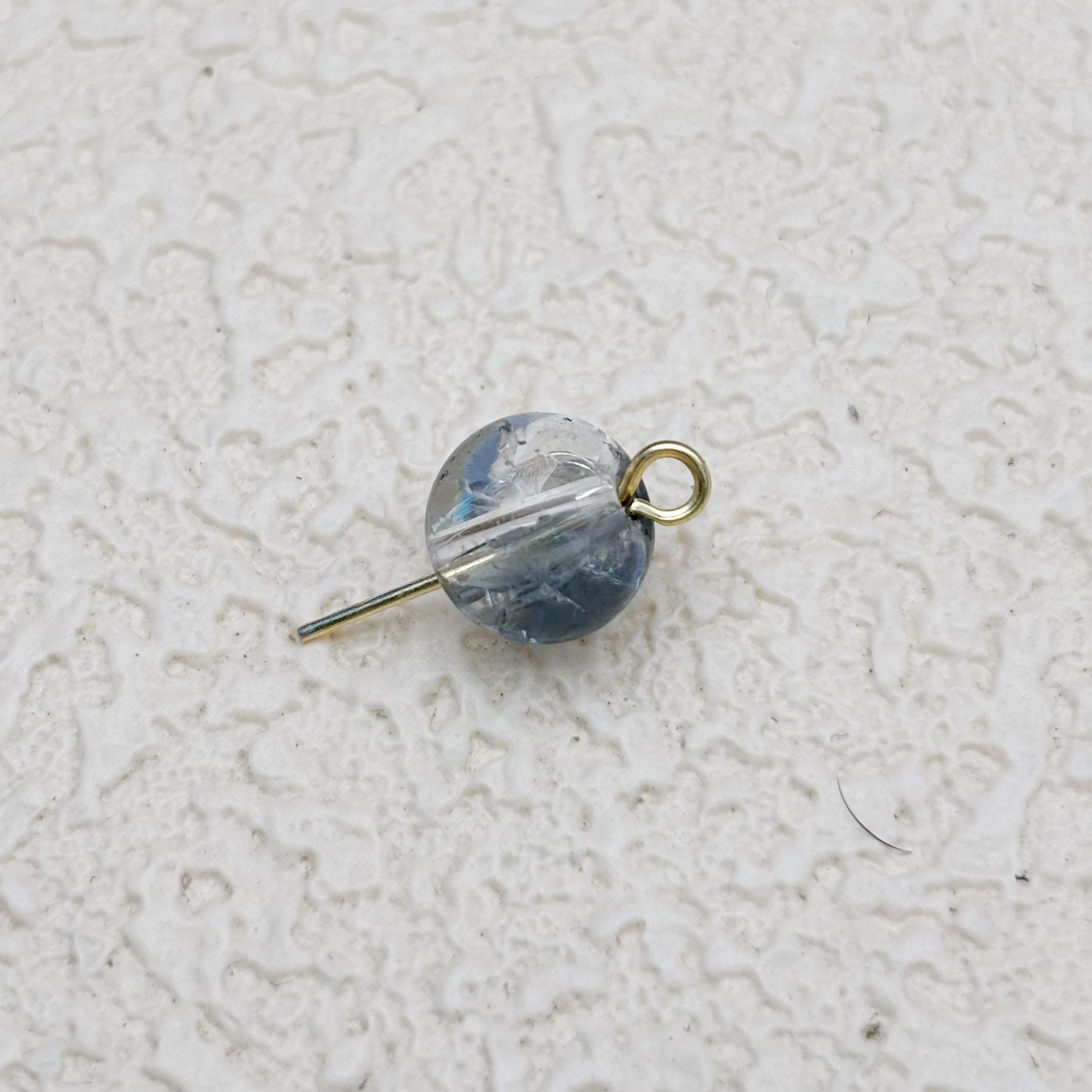 8mm | グレー x クリアクラックビーズ