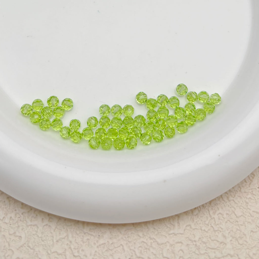 4mm | 若草色グラスグリーンスワロ風クリスタルガラスビーズ