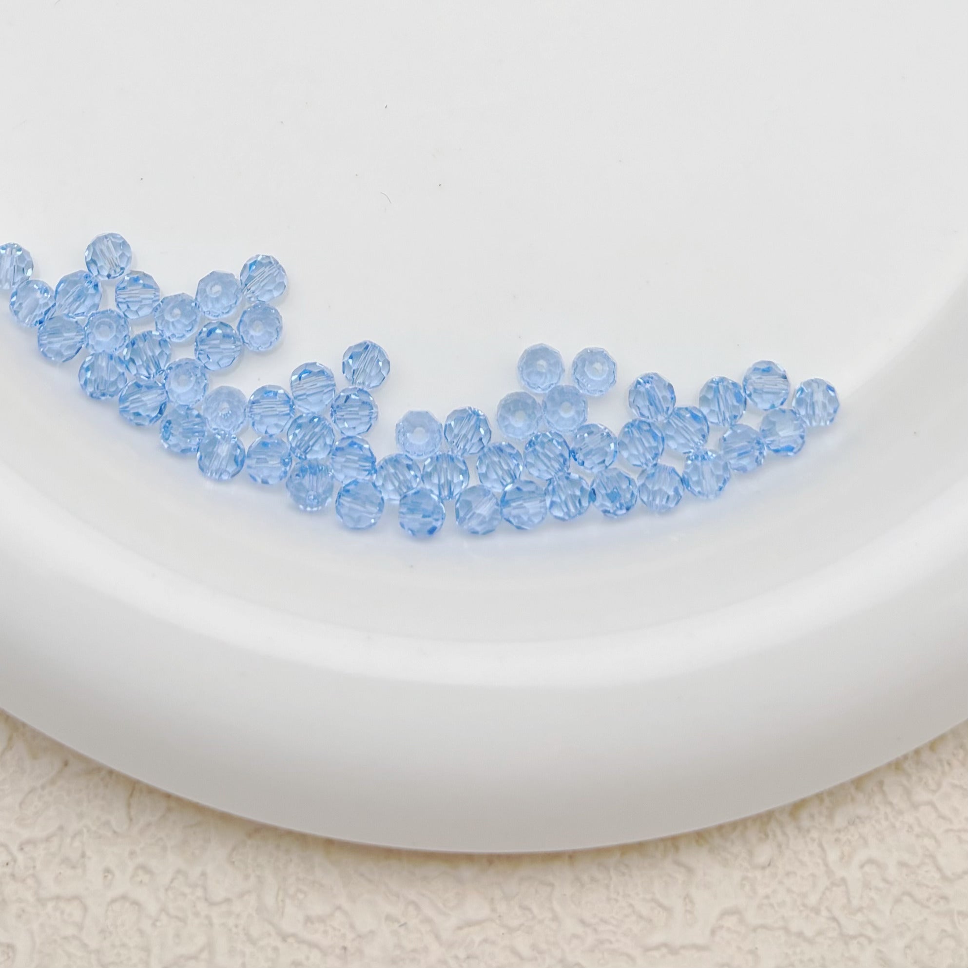 4mm | スカイブルースワロ風クリスタルガラスビーズ