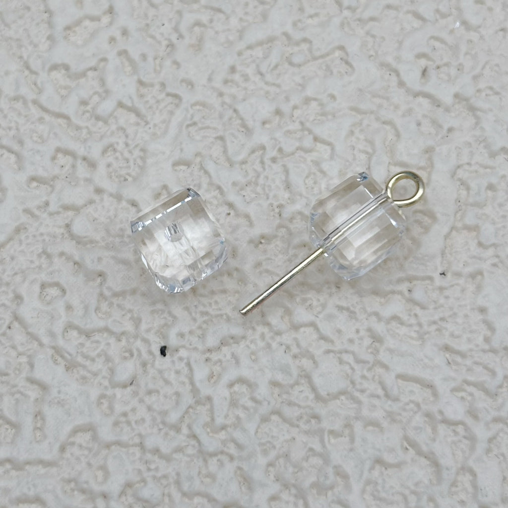 6mm | クリアスワロ風クリスタルガラスキューブビーズ