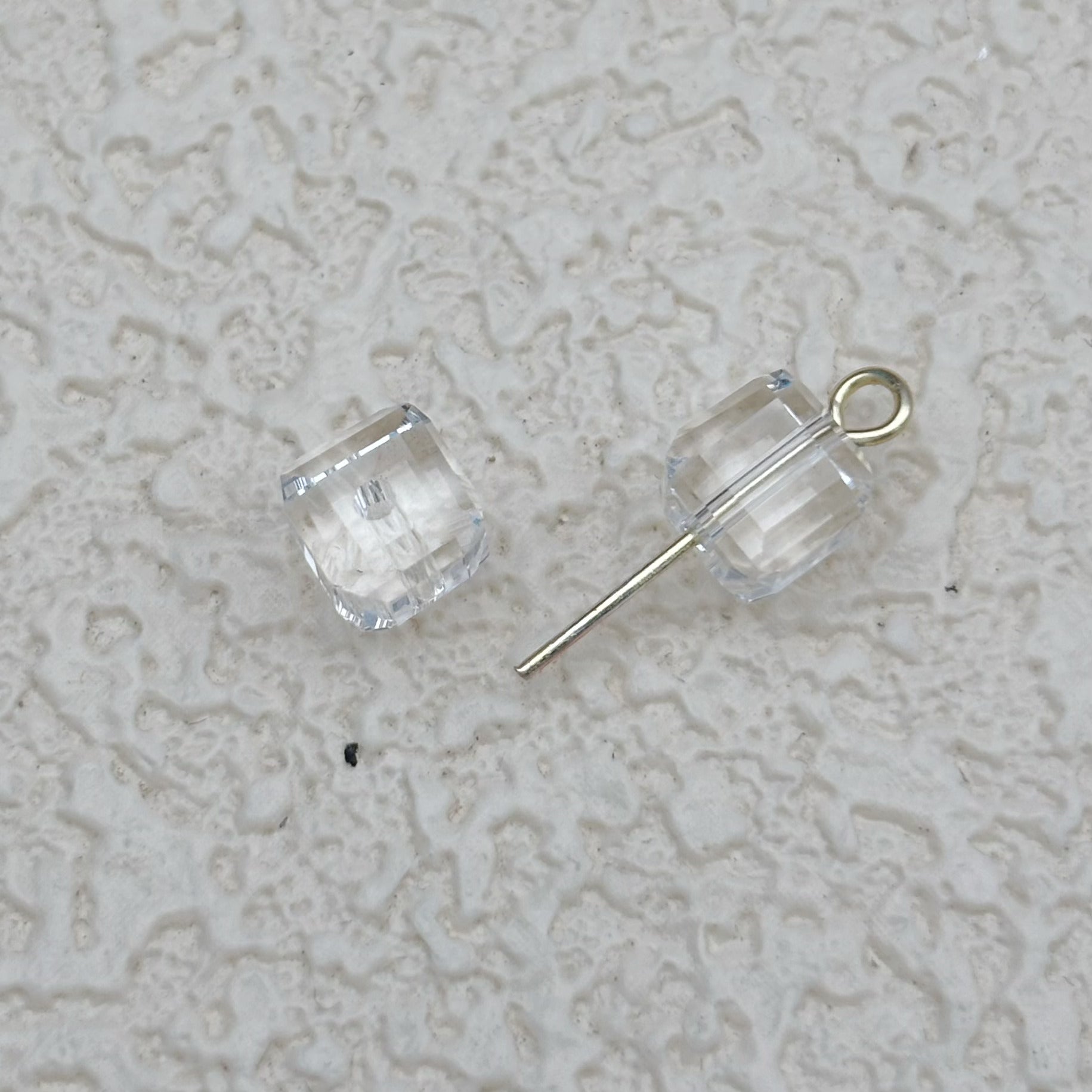 6mm | クリアスワロ風クリスタルガラスキューブビーズ