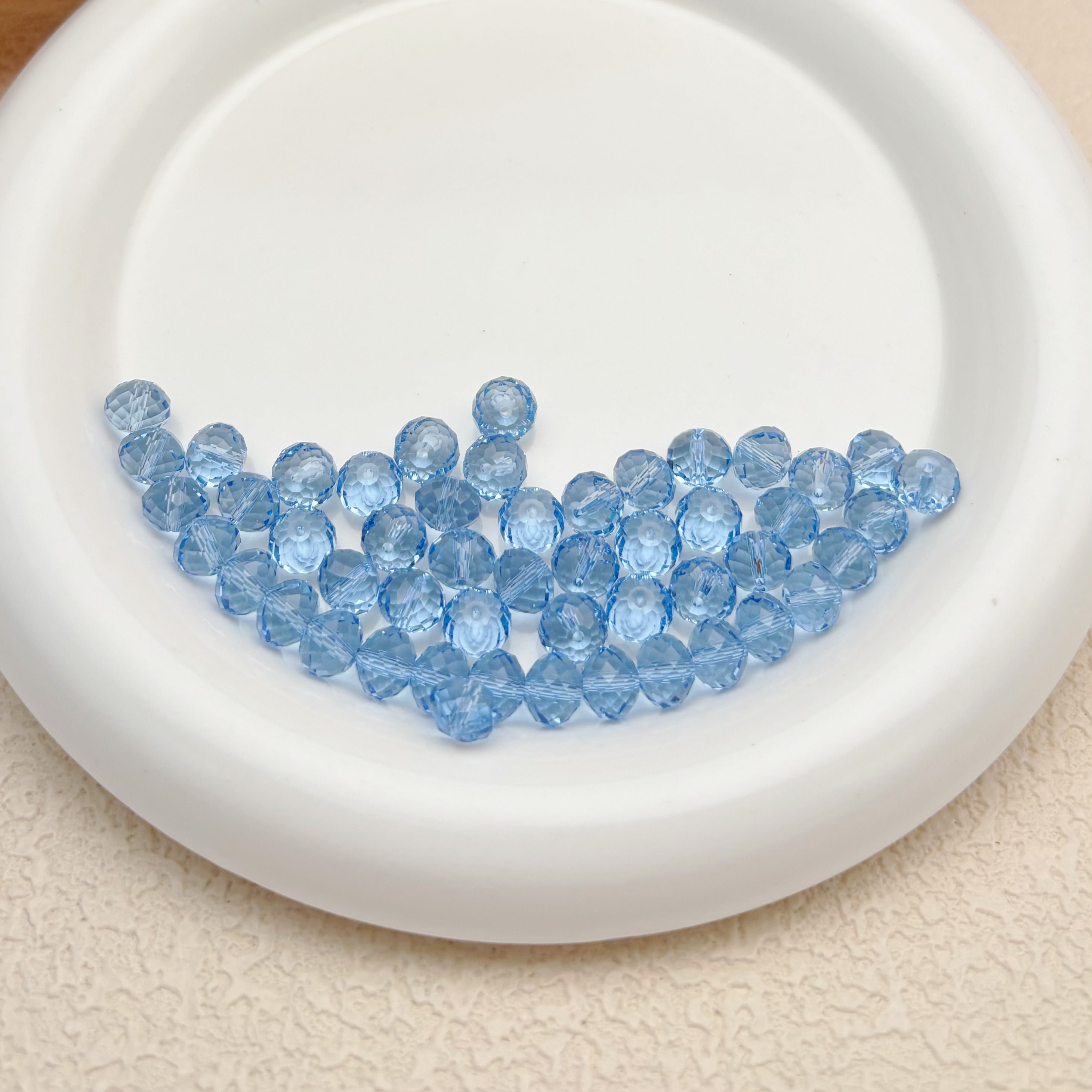 8mm | スカイブルースワロ風クリスタルガラスロンデルビーズ