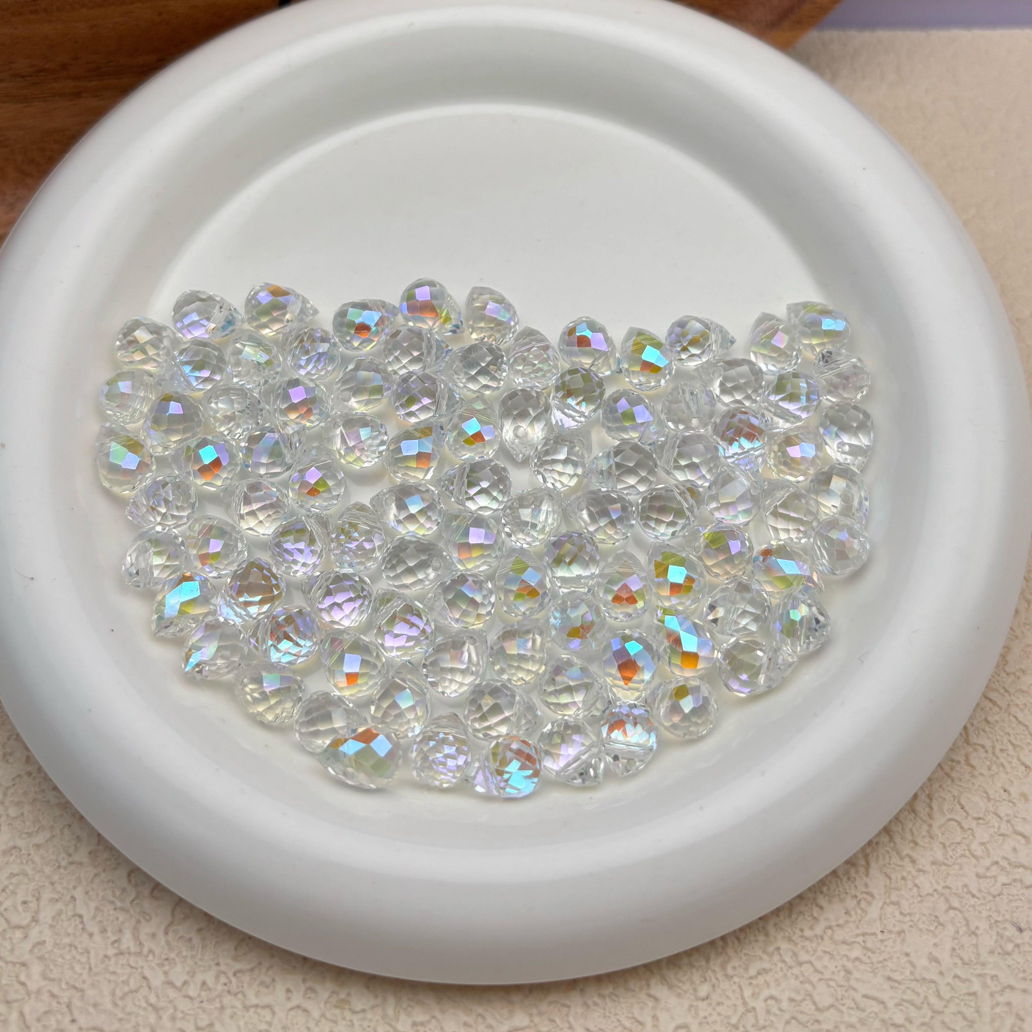 8mm | クリア x オーロラカラーのドロップビーズ