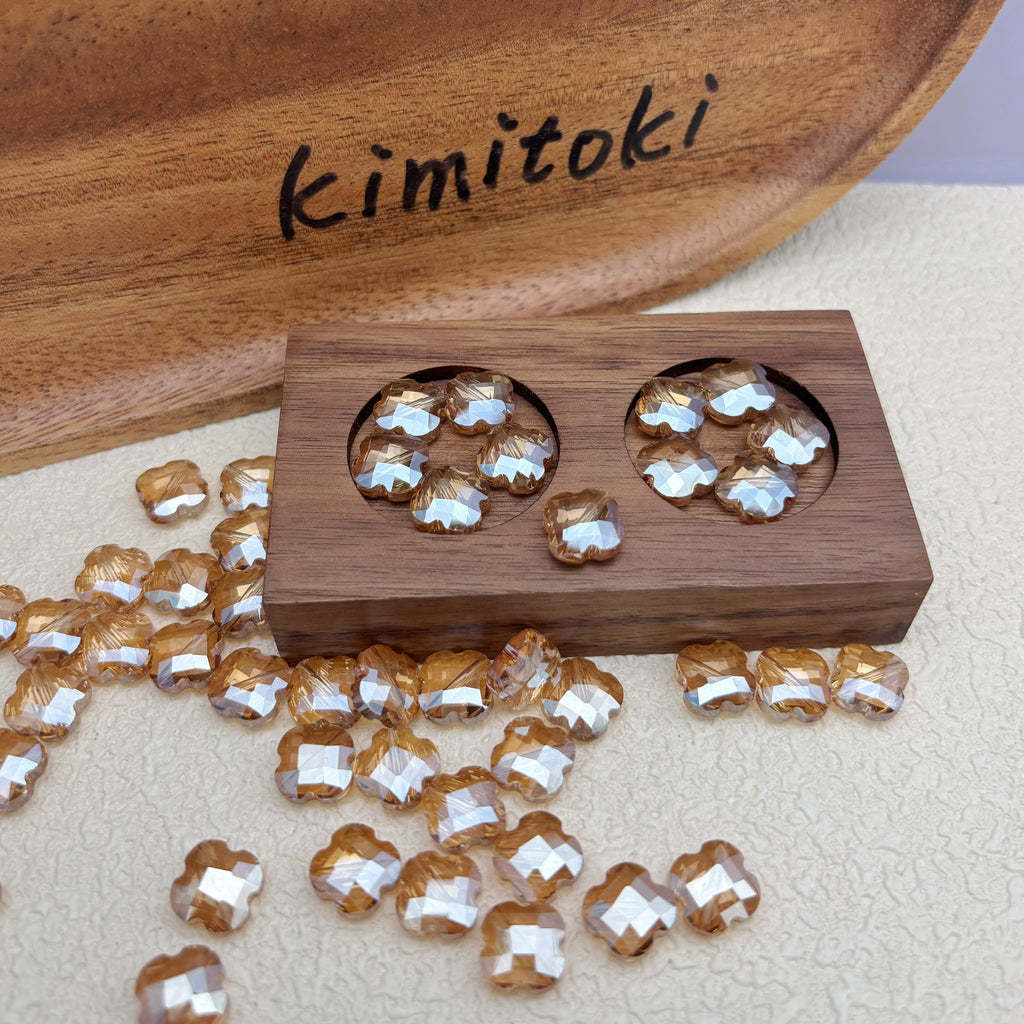 12mm | シャンパンカラー x オーロラカラーの四つ葉ビーズ