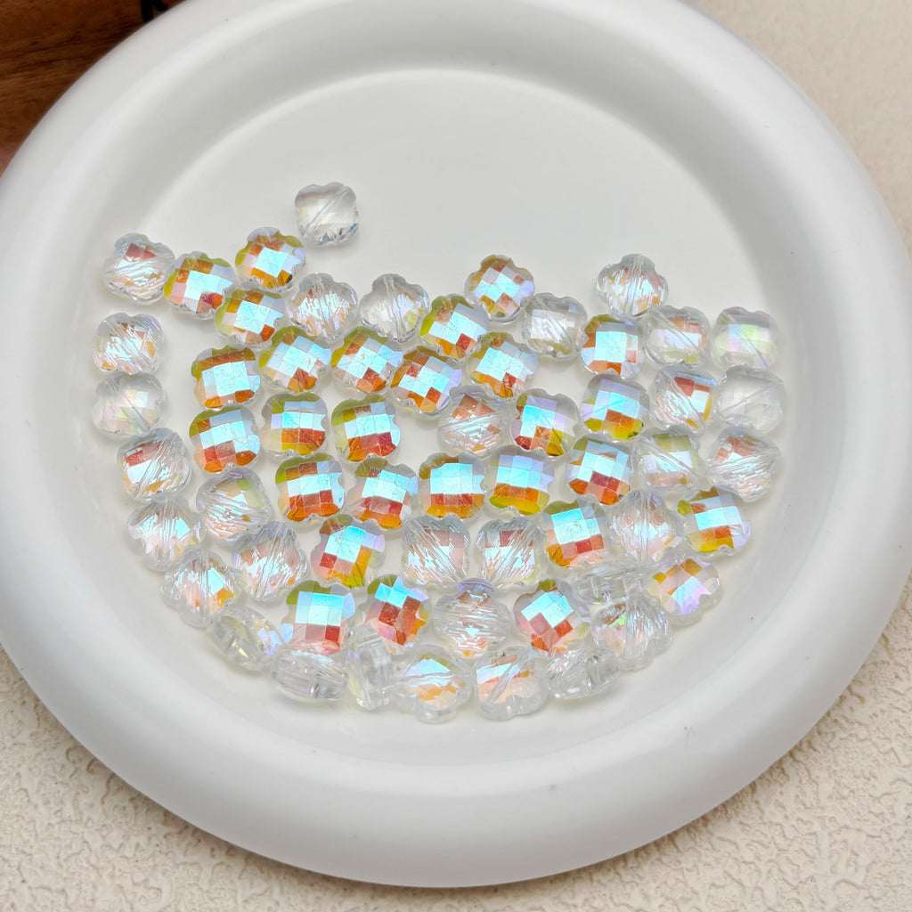 12mm | クリア x オーロラカラーの四つ葉ビーズ