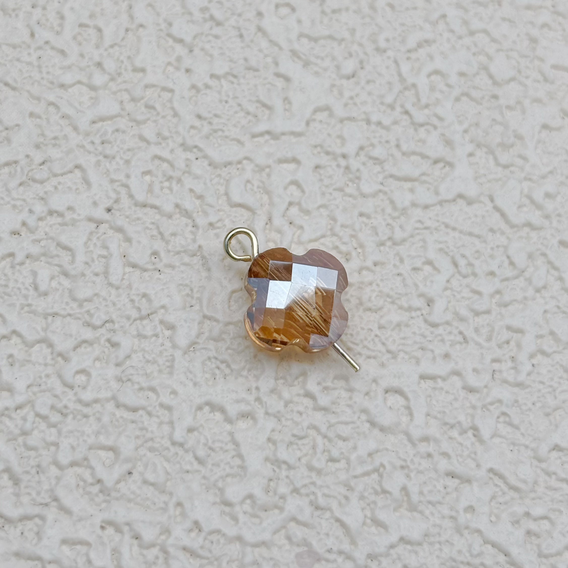 10mm | シャンパンカラー x オーロラカラーの四つ葉ビーズ