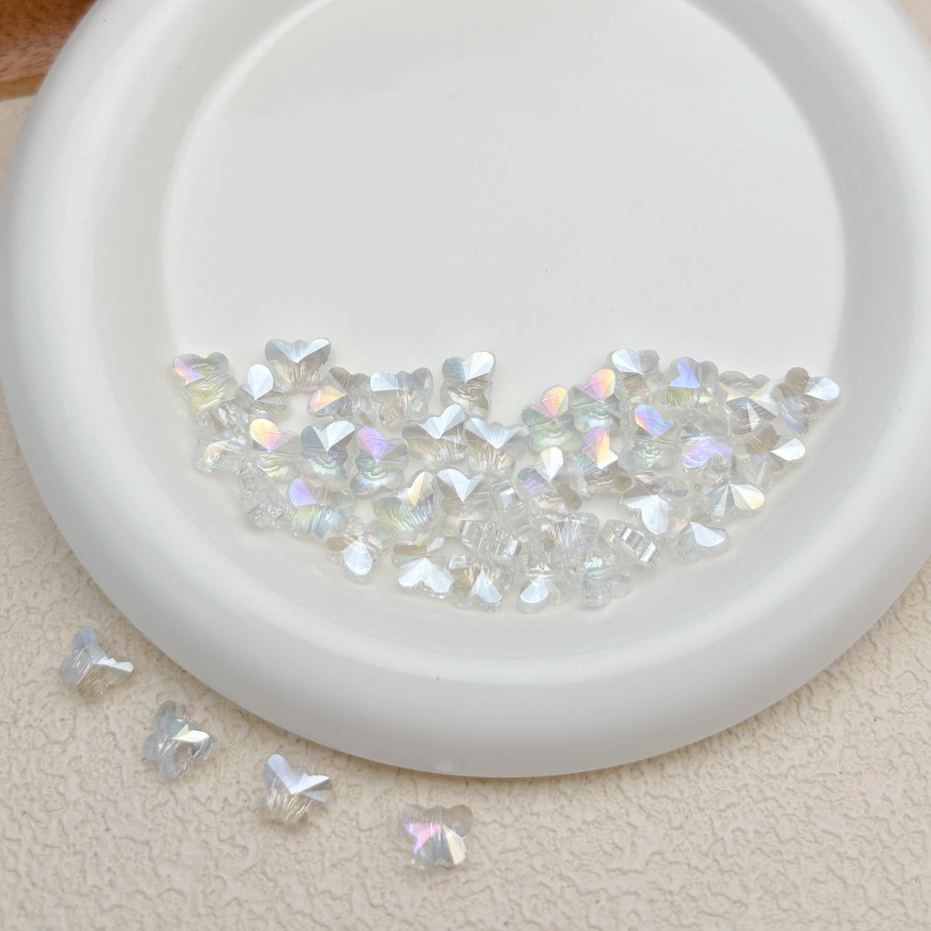10mm | クリア x オーロラカラーの蝶型ビーズ