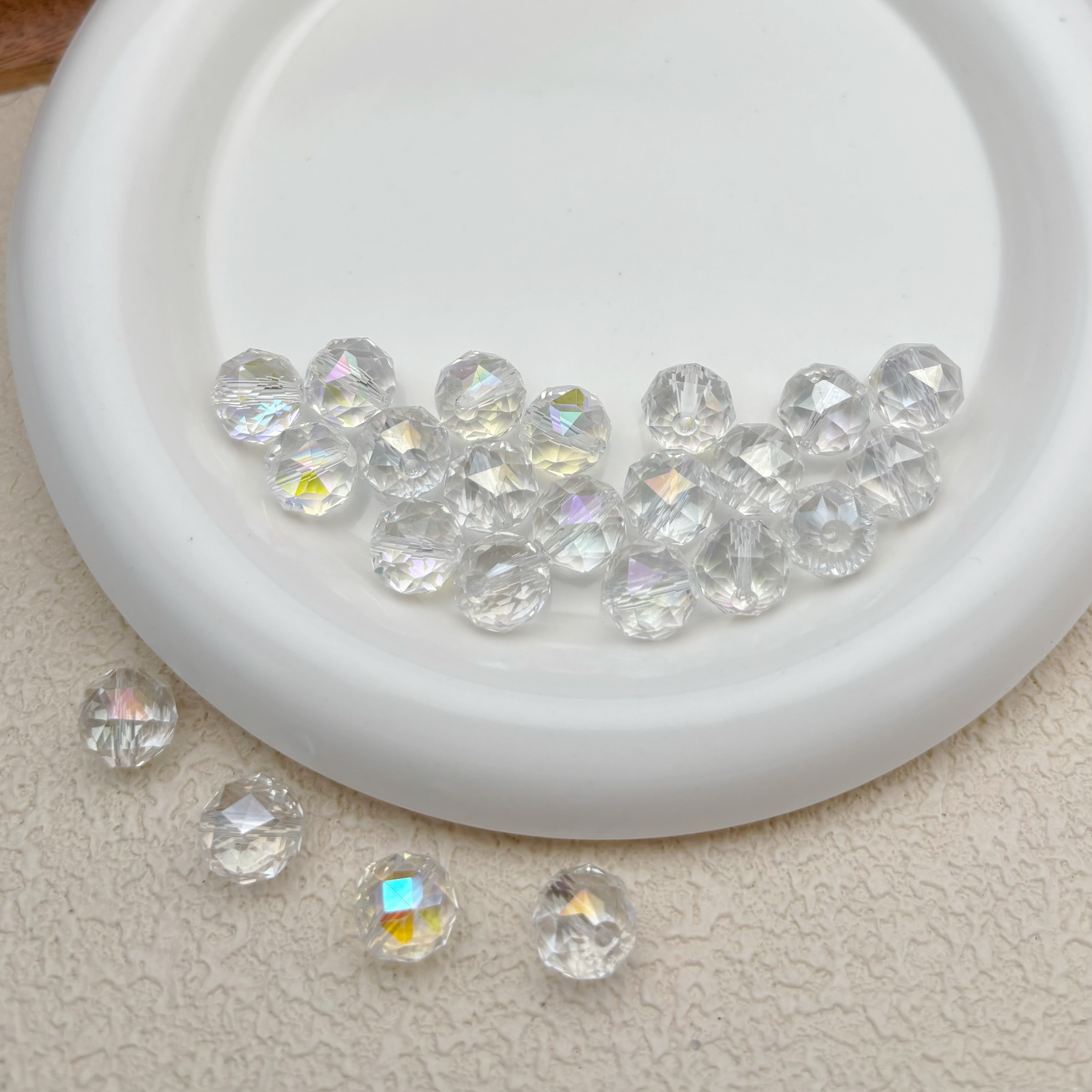 12mm | クリア x オーロラカラーのミラーボールカットビーズ