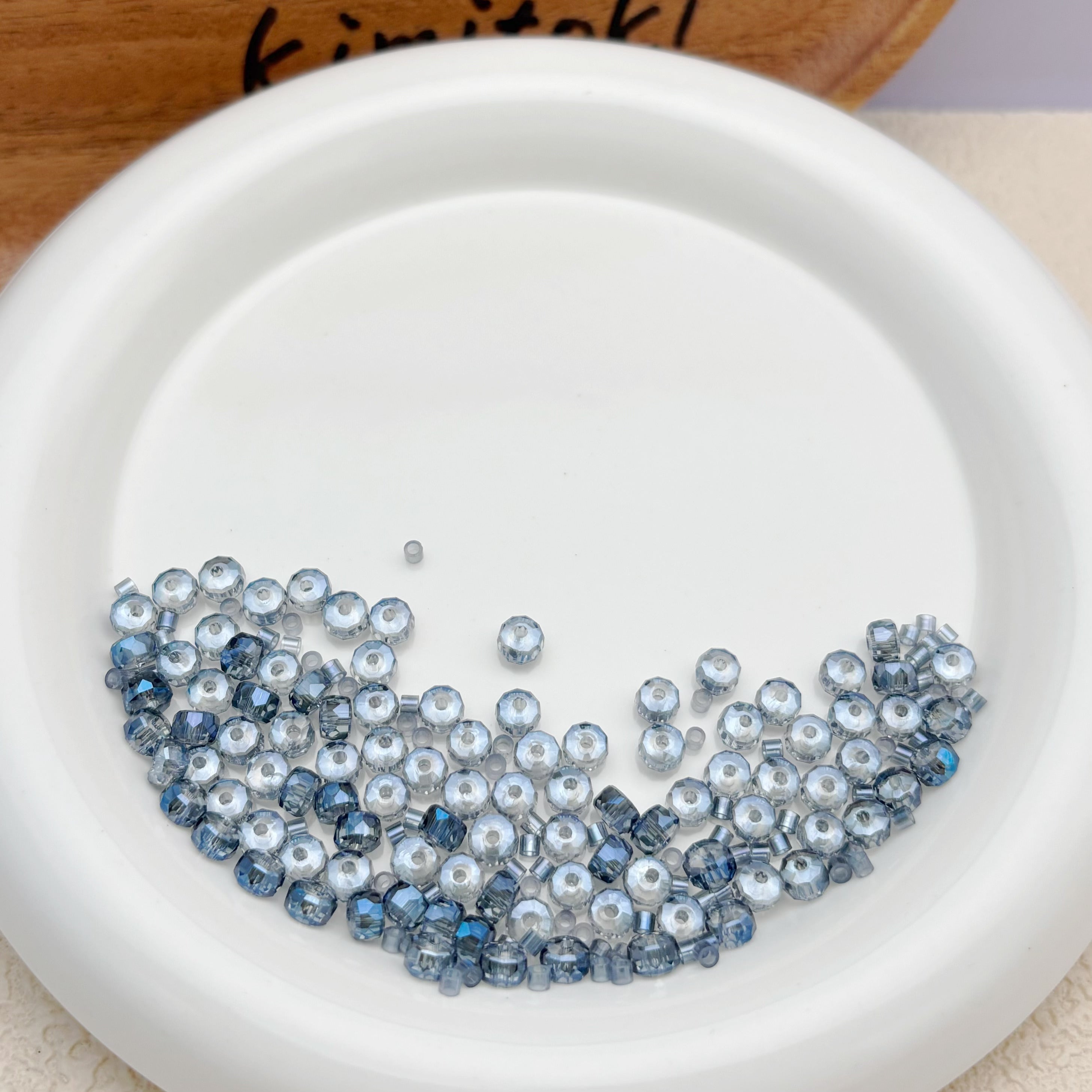 6mm | ネイビーブルー x オーロラカラーのロンデルビーズ