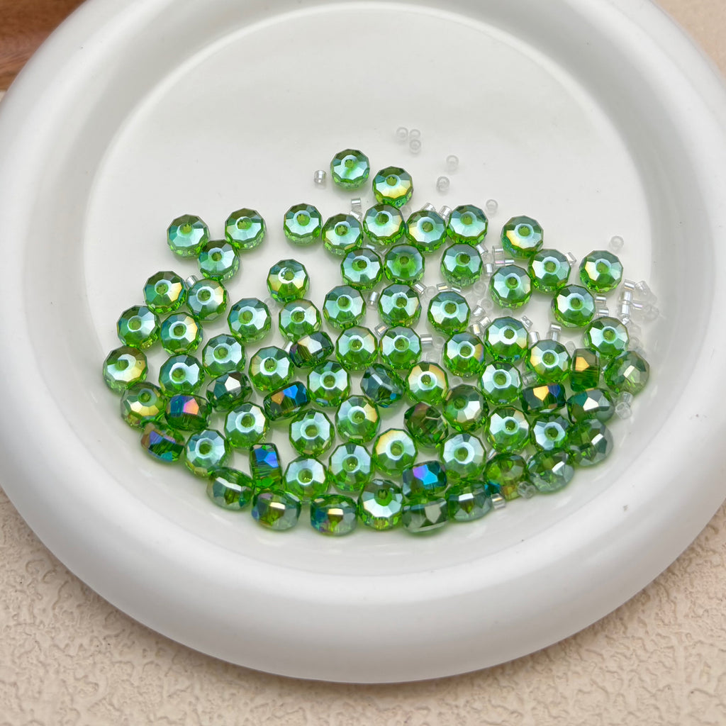 8mm | グラスグリーン x オーロラカラーのロンデルビーズ