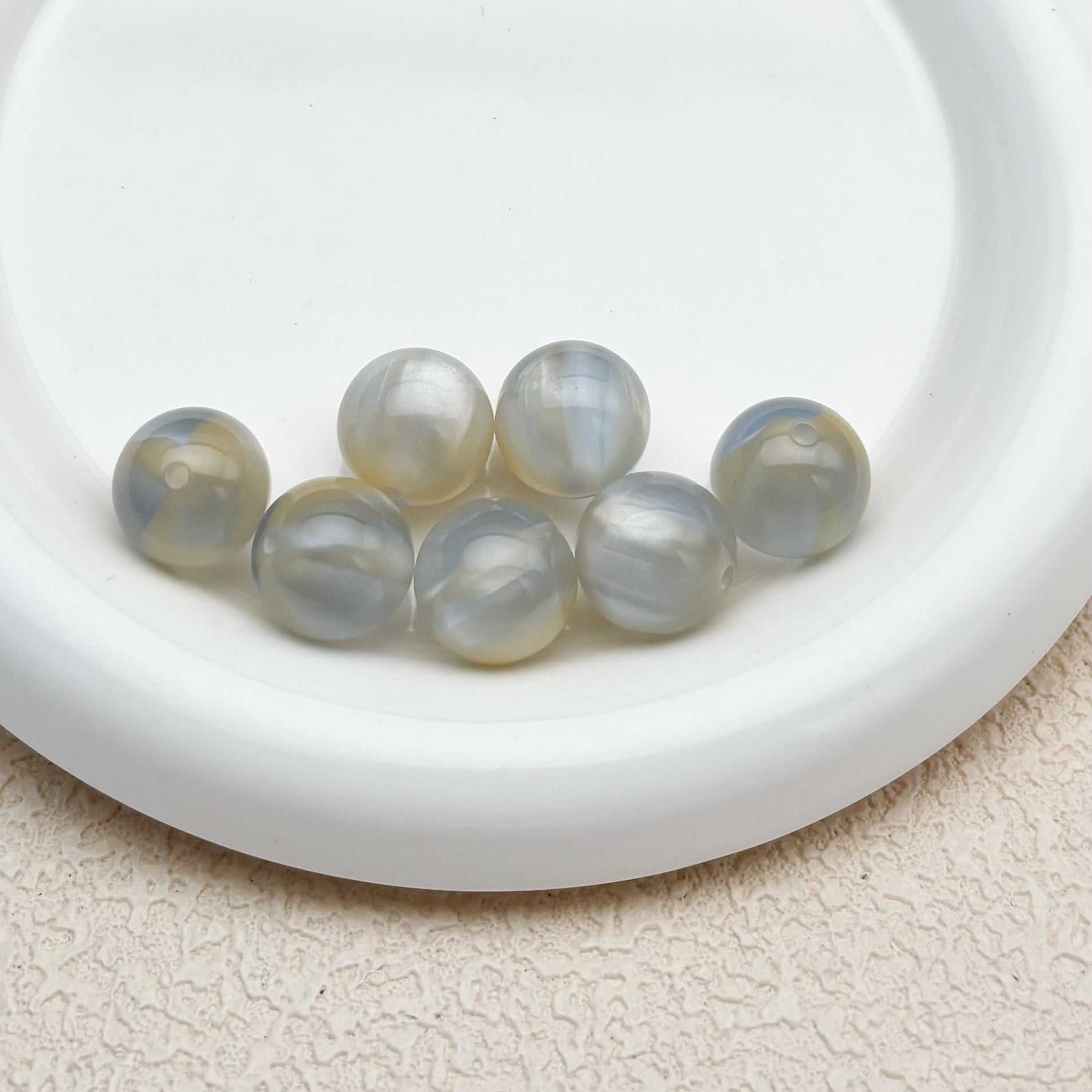 16mm | スモークブルー x ゴールドキャッツアイビーズ