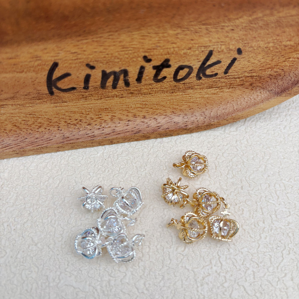 ジルコニアのロイヤルクラウンチャーム