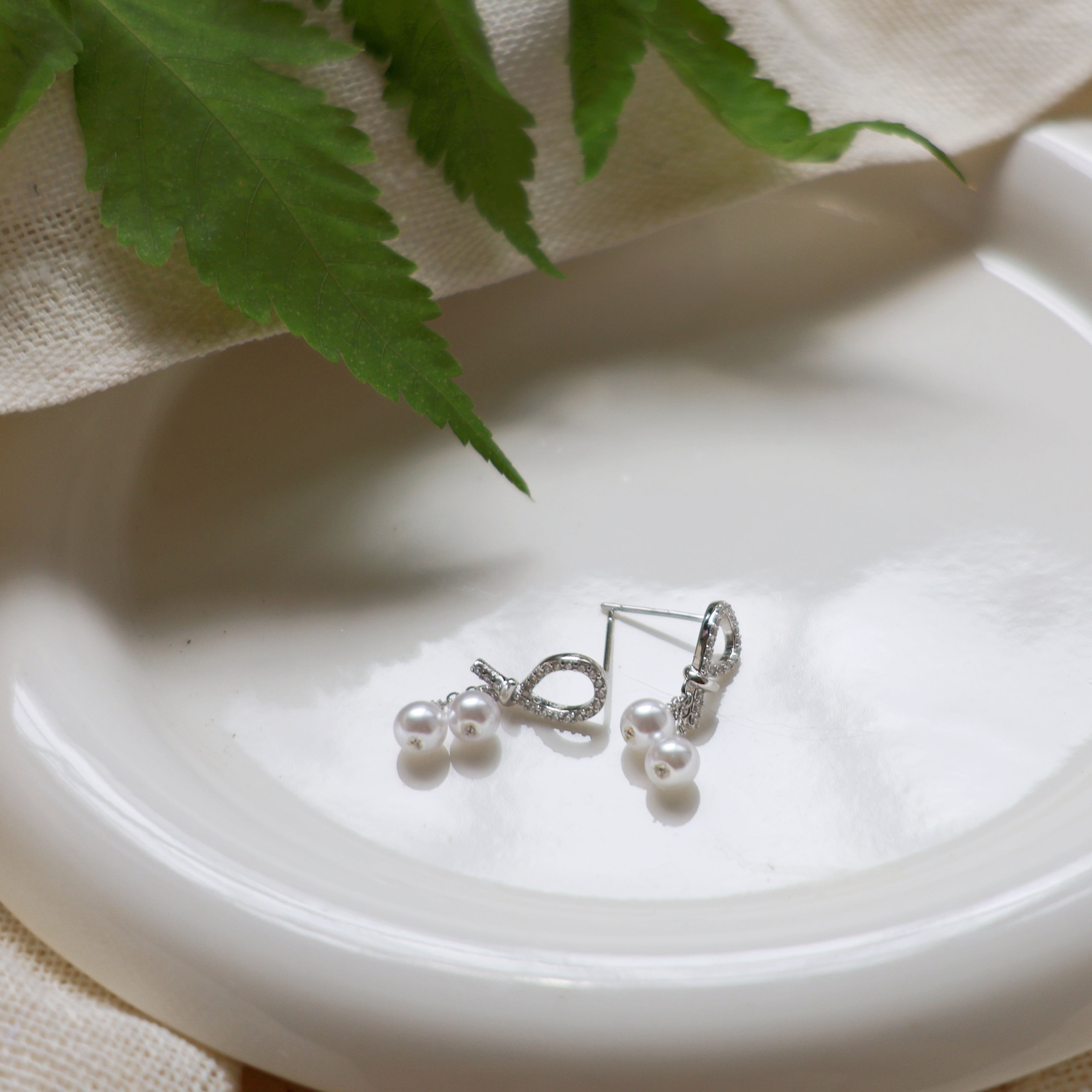 光の軌跡 | ジルコニア × パールピアス SV925シルバー