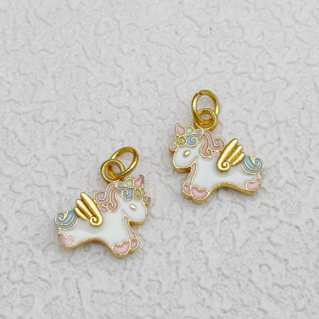 エポキシ加工のユニコーンチャーム（金具付き）