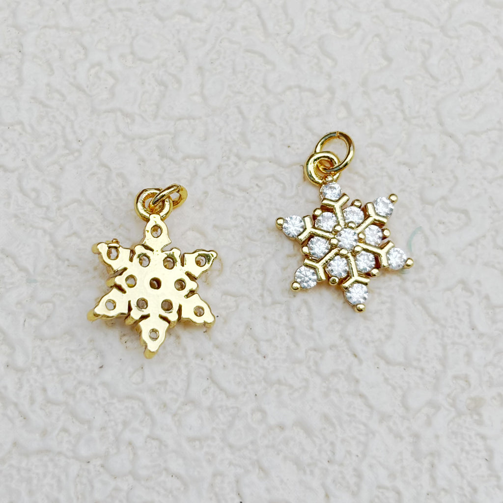 ジルコニアのスノーフレークチャーム