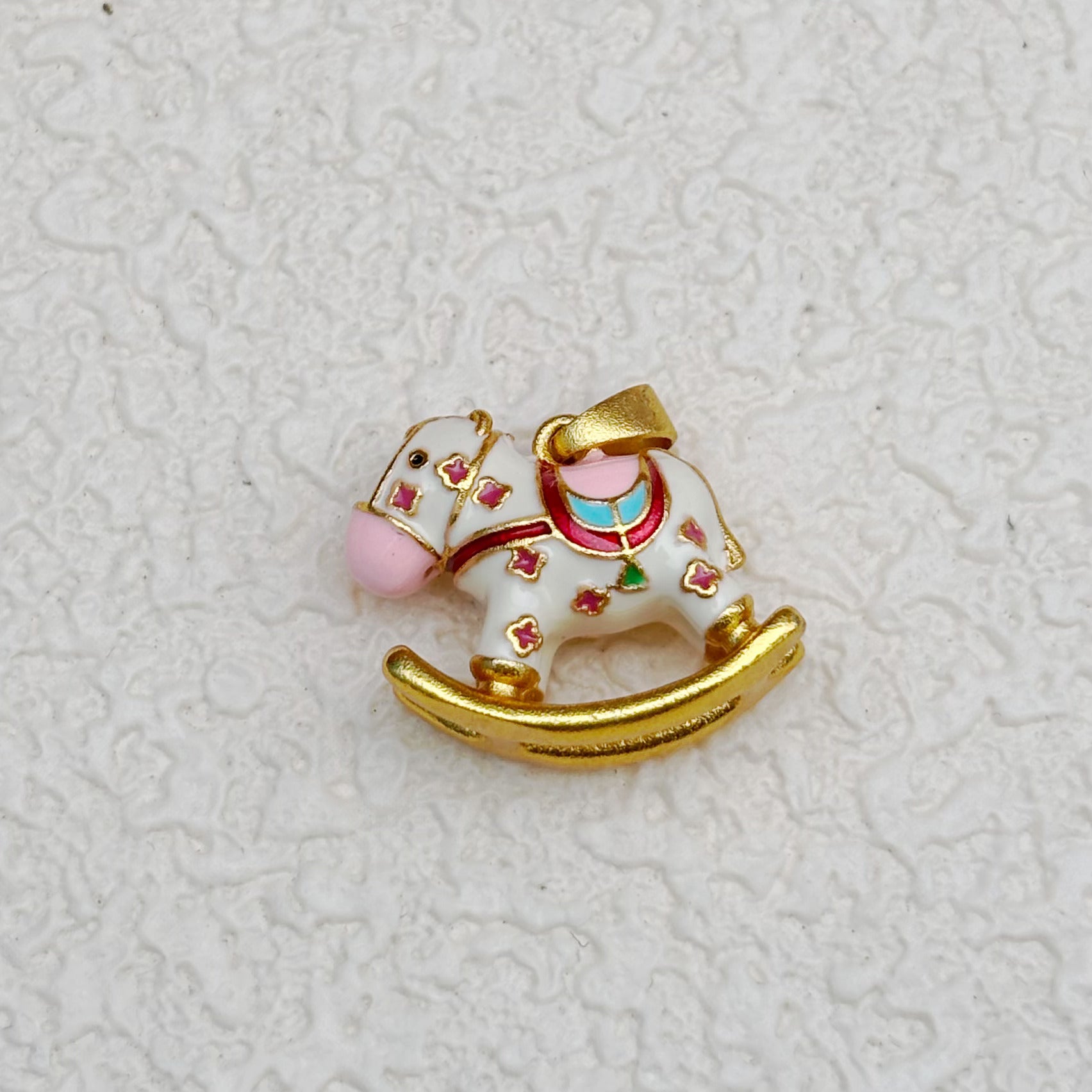 エポキシ加工の立体ロッキングホースチャーム（金具付き）