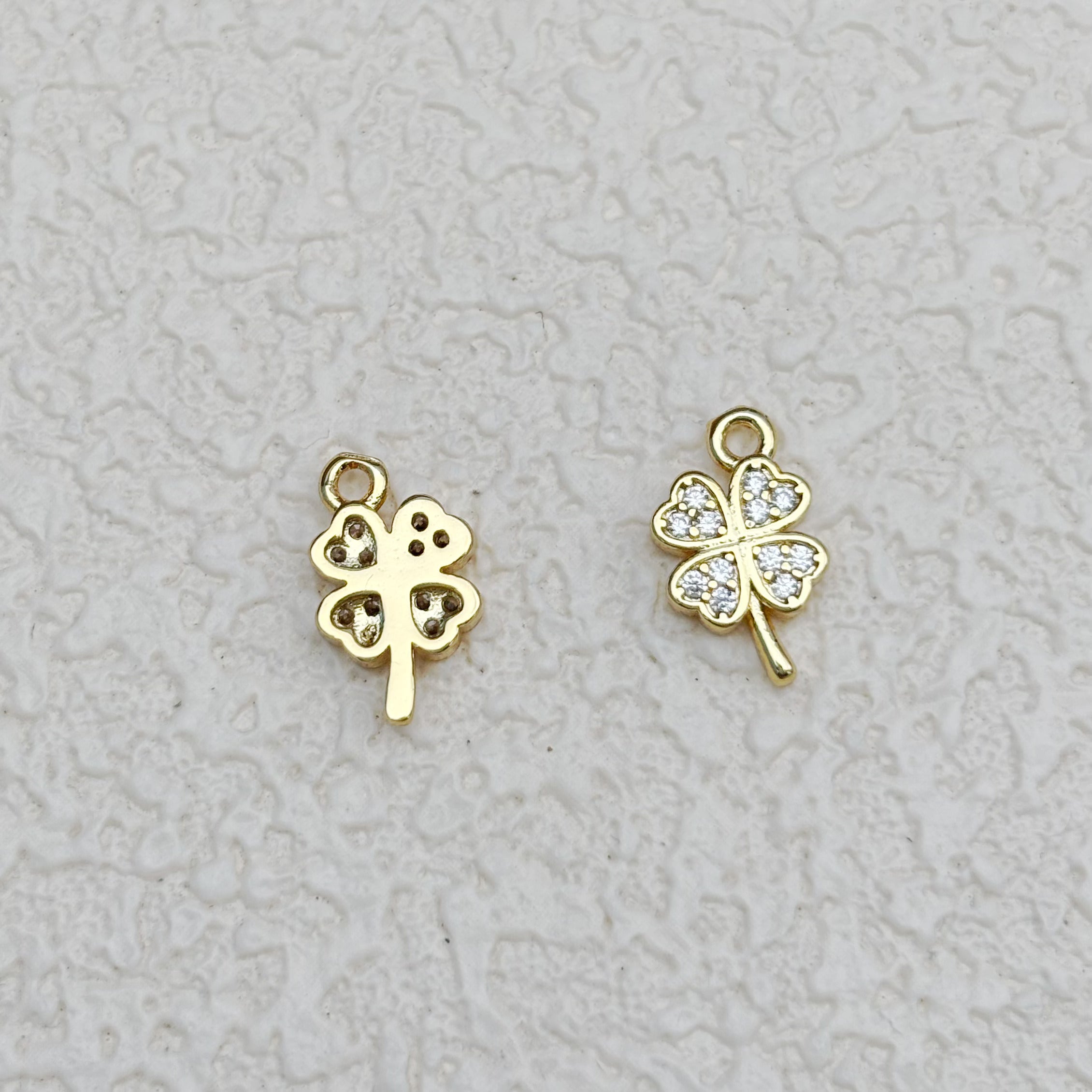 ジルコニアの四つ葉チャーム