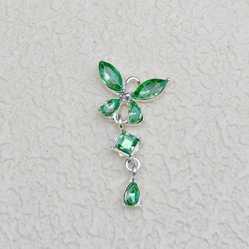 カラフルなジルコニアの蝶チャーム（ミニチャーム付き）