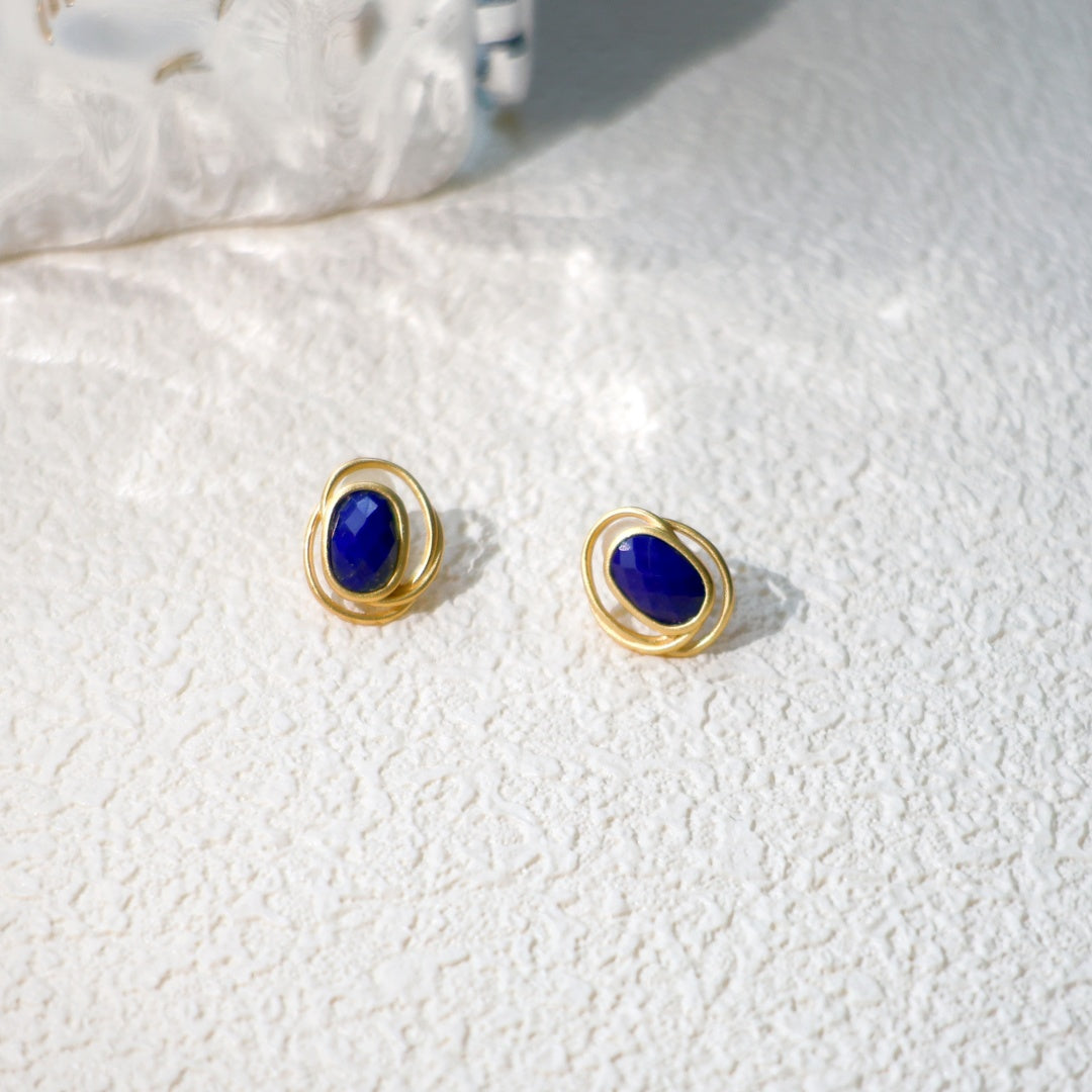 夢の牽引 | ラピスのピアス