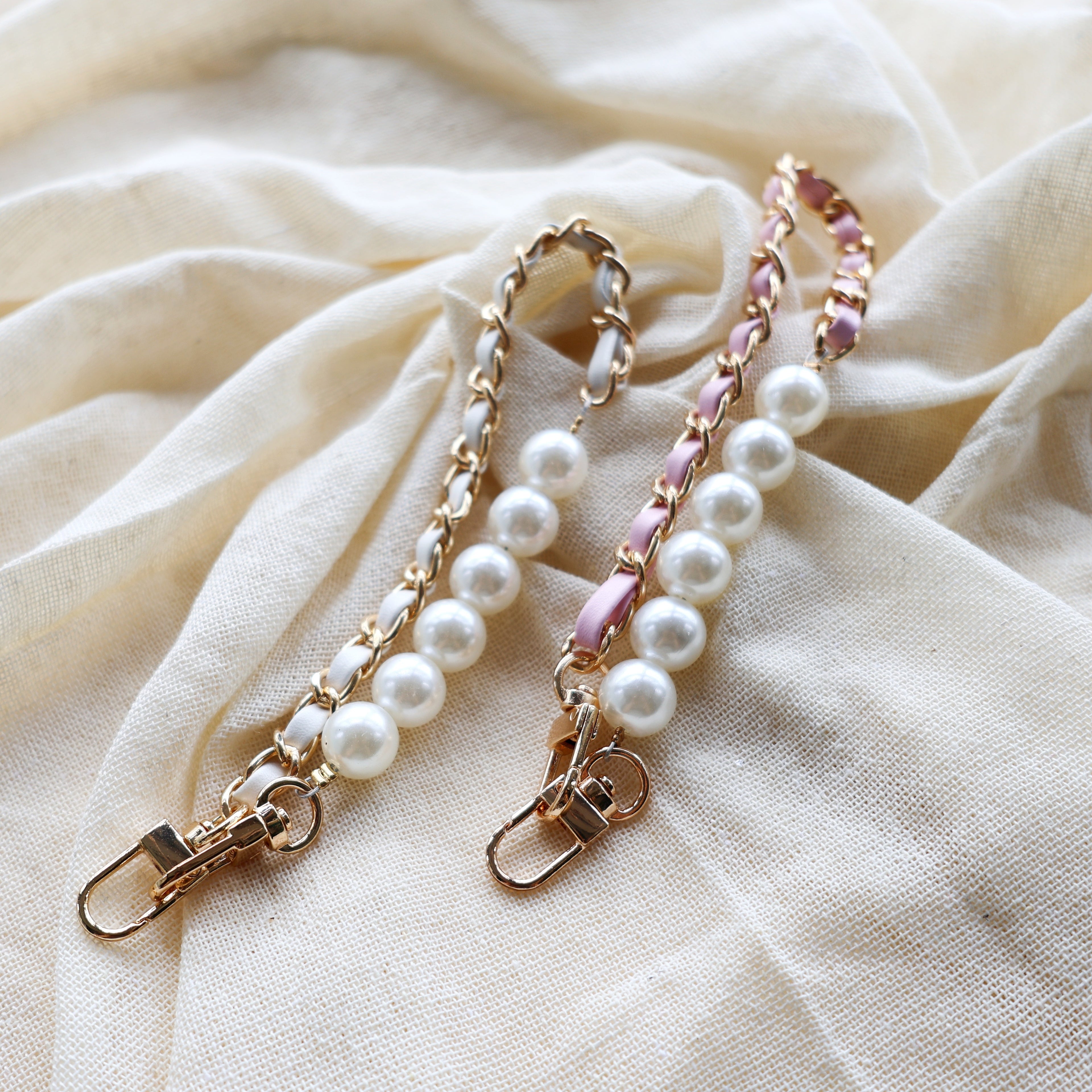 エレガントなパール装飾のスマホ＆バッグチェーンストラップ
