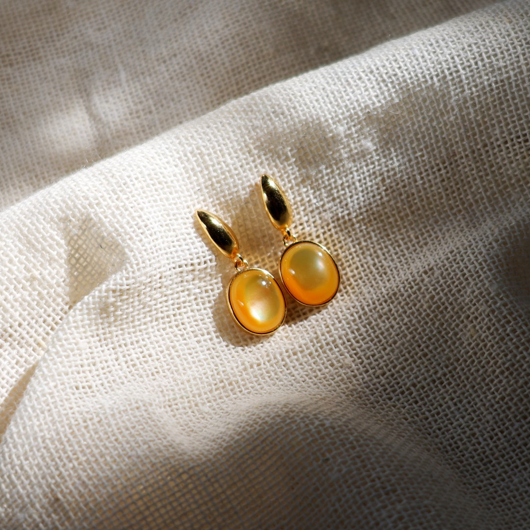 秋実 | 黄金玉のピアス