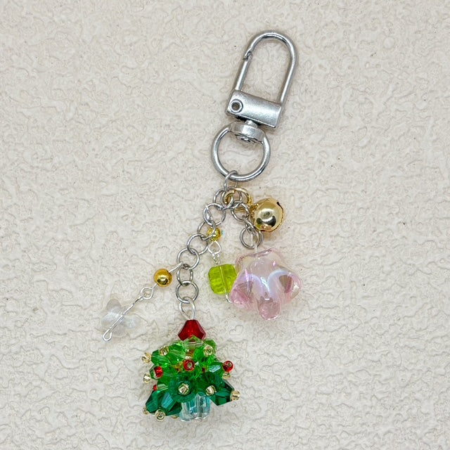 立体クリスマスツリーのビーズチャームキーホルダー